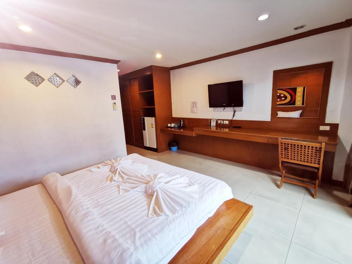 New Life Phuket Classic Patong Exterior foto